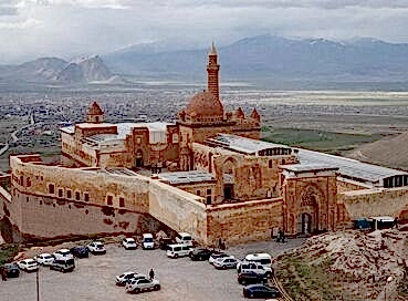DOĞU EKSPRESİ İLE KAFKASYA ÜÇGENİ TURU